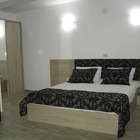 Ammon Hotel 3*